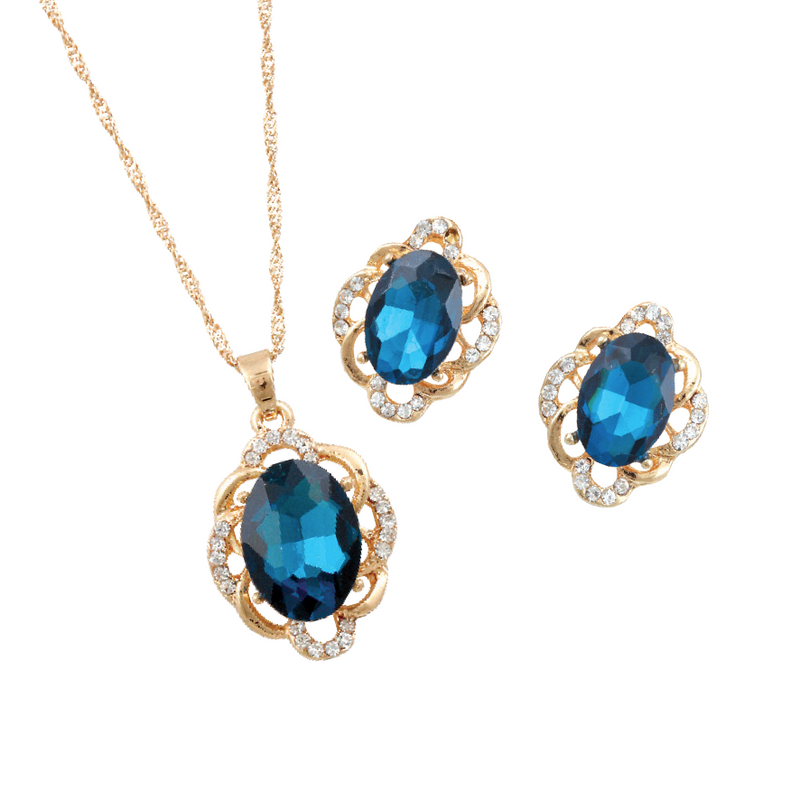 SOUTH KENSINGTON NECKLACE AND EARRINGS SET